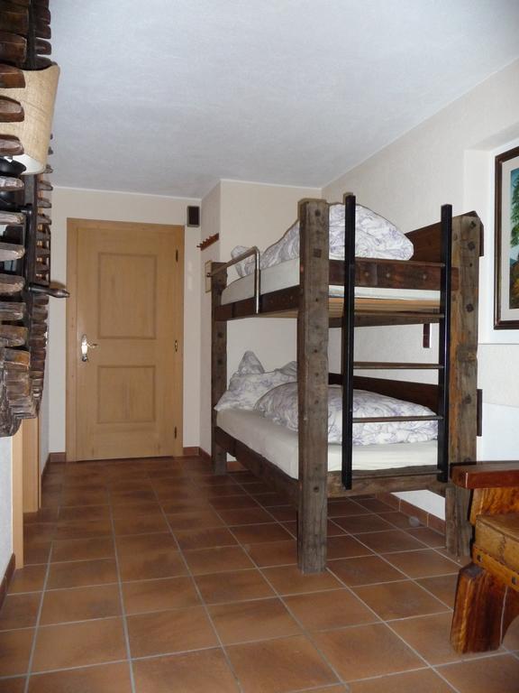 Ferienwohnungen Maria Ginther Pinswang Quarto foto